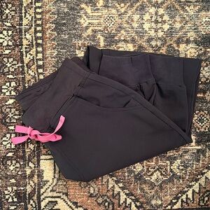 High waisted figs pants